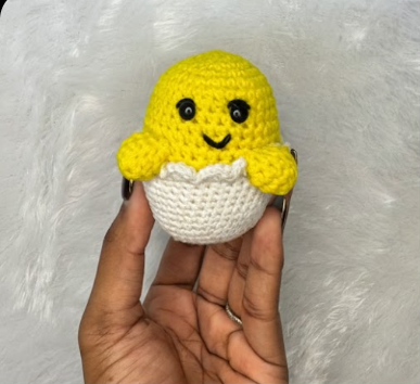 Crochet Baby Chick – Cute Amigurumi Plush Toy & Desk Decor